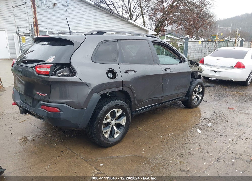 2017 JEEP CHEROKEE TRAILHAWK 4X4 VIN: 1C4PJMBBXHW624270