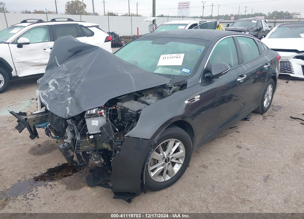 2018 KIA OPTIMA VIN: KNAGT4L3XJ5220315