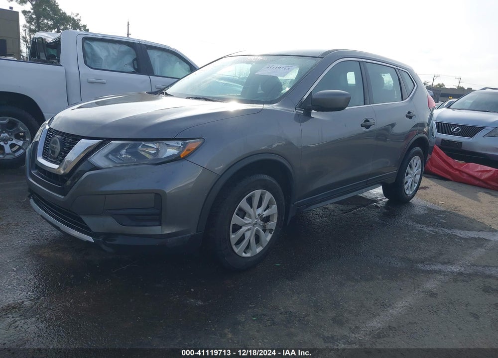 2018 NISSAN ROGUE S VIN: 5N1AT2MV9JC769315