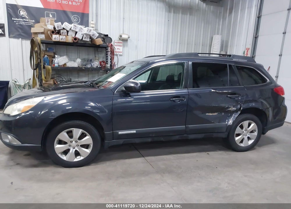 2011 SUBARU OUTBACK 3.6R LIMITED VIN: 4S4BRDJC9B2320550