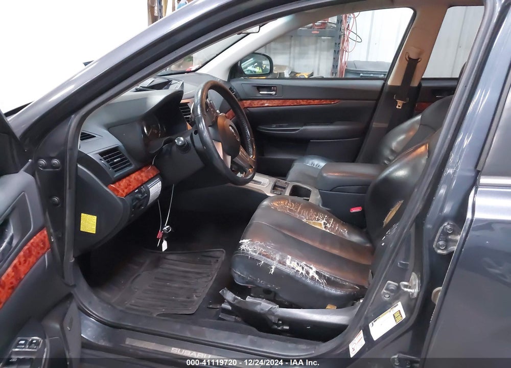 2011 SUBARU OUTBACK 3.6R LIMITED VIN: 4S4BRDJC9B2320550