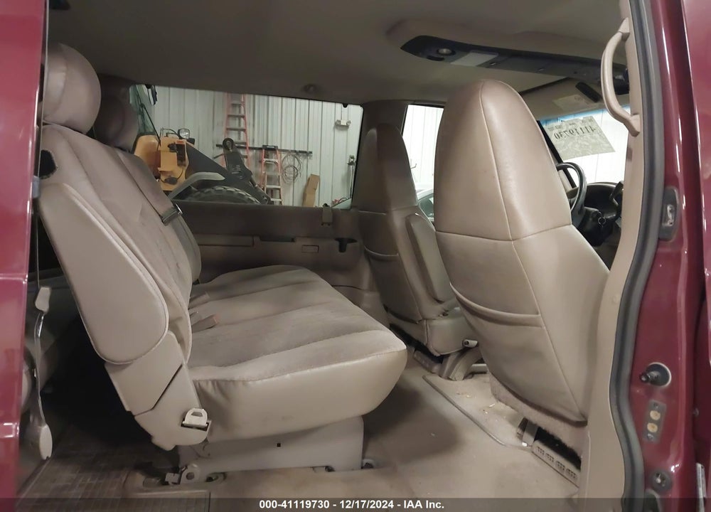 2003 GMC SAFARI VIN: 1GKDM19X33B502848
