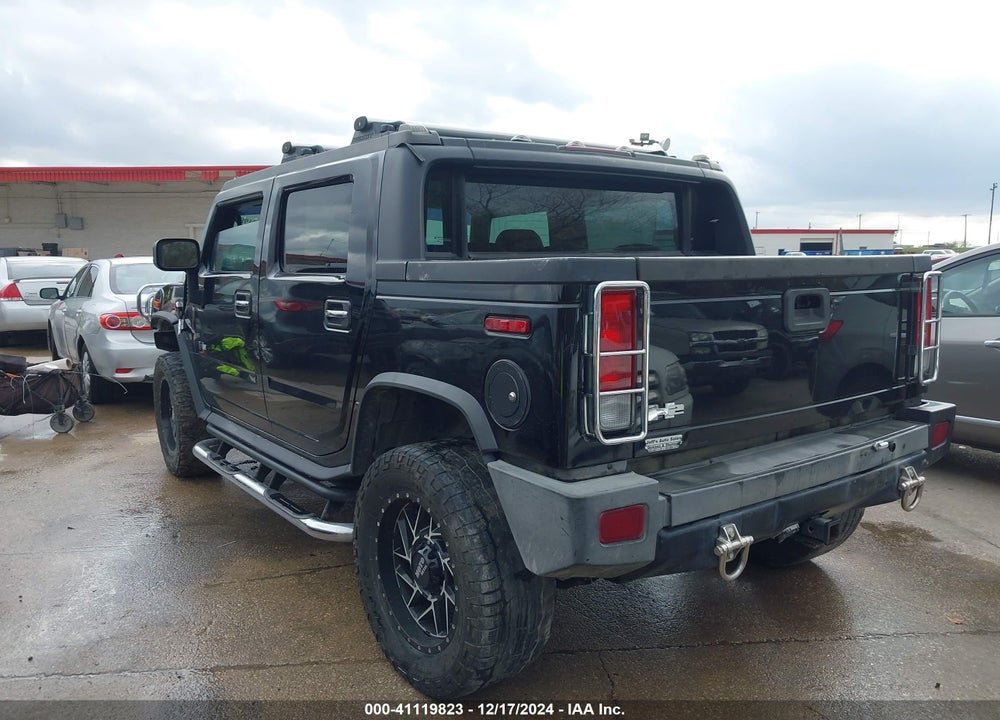2005 HUMMER H2 SUT VIN: 5GRGN22U45H110004