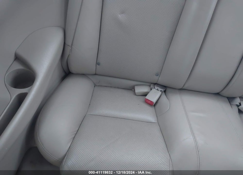 2004 TOYOTA CAMRY SOLARA SLE V6 VIN: 4T1CA30P04U008943