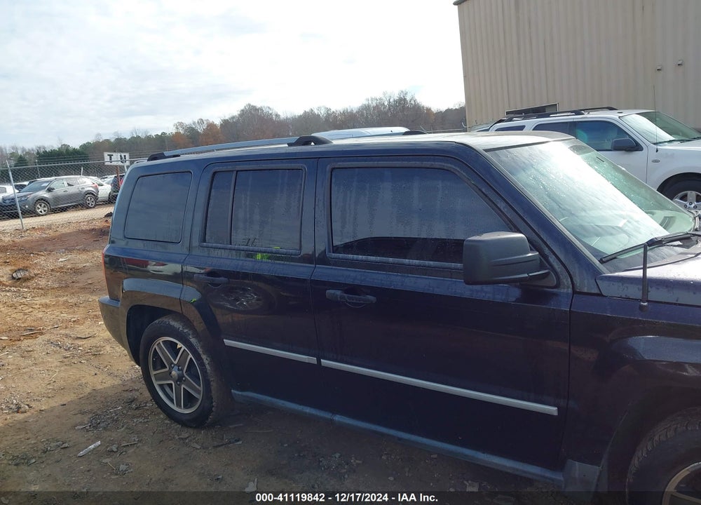2008 JEEP PATRIOT LIMITED VIN: 1J8FT48W38D731861