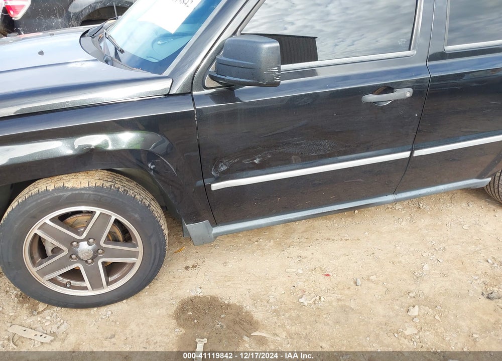 2008 JEEP PATRIOT LIMITED VIN: 1J8FT48W38D731861