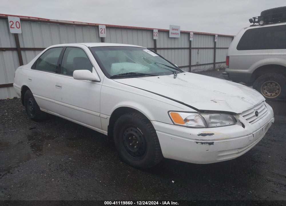 1998 TOYOTA CAMRY LE VIN: JT2BG22KXW0182564