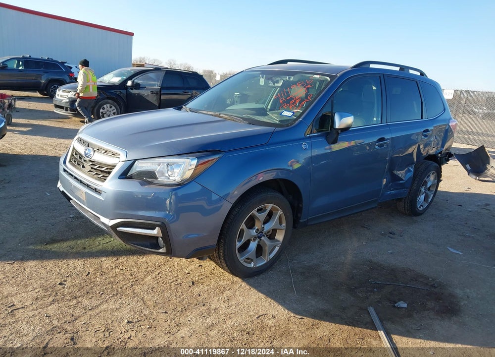 2018 SUBARU FORESTER VIN: JF2SJAWC6JH533455