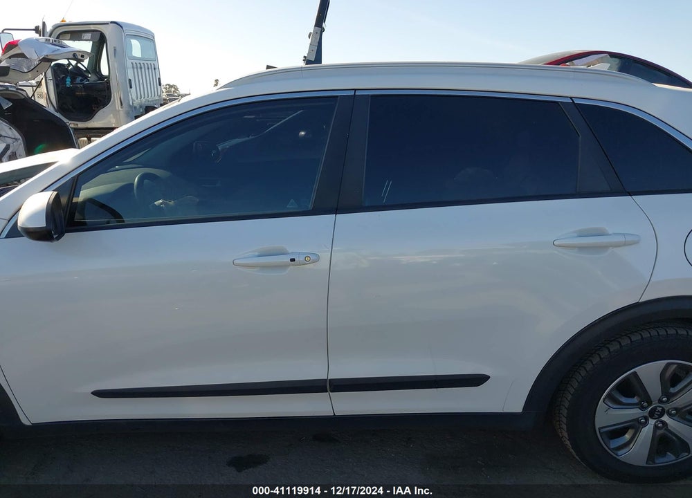 2019 KIA NIRO LX VIN: KNDCB3LC6K5259547