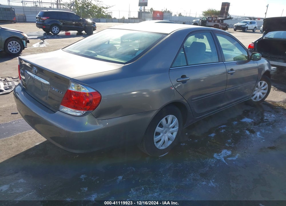2005 TOYOTA CAMRY LE VIN: 4T1BE32K45U569231
