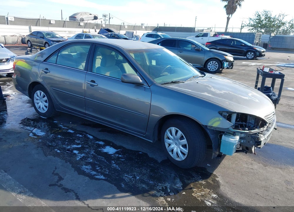 2005 TOYOTA CAMRY LE VIN: 4T1BE32K45U569231