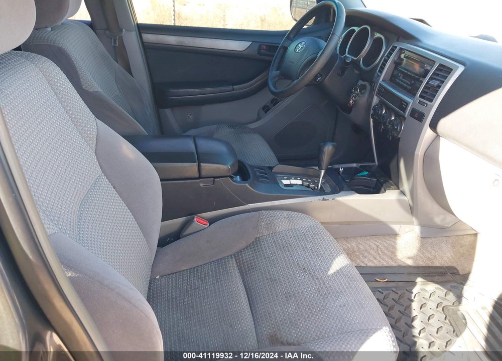 2005 TOYOTA 4RUNNER SR5 V6 VIN: JTEZU14R958039281