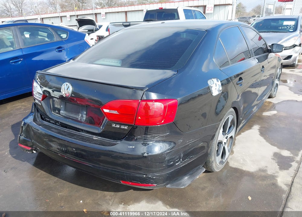 2011 VOLKSWAGEN JETTA 2.5L SE VIN: 3VWDX7AJ1BM310975
