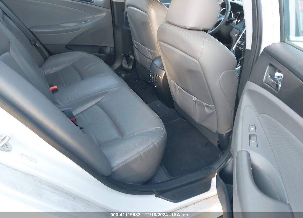 2012 HYUNDAI SONATA HYBRID VIN: KMHEC4A42CA022355