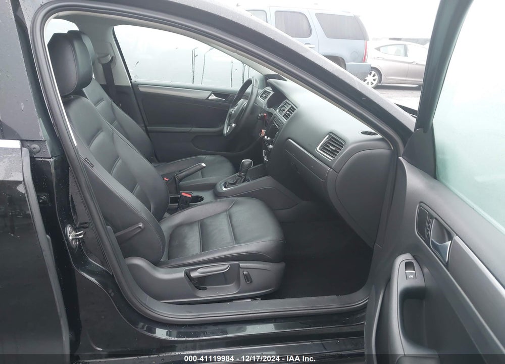 2013 VOLKSWAGEN JETTA 2.0L TDI VIN: 3VWLL7AJ5DM259541