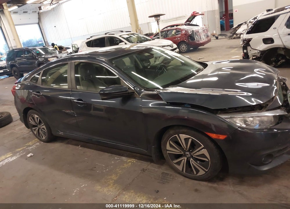 2018 HONDA CIVIC EX-T VIN: JHMFC1F30JX030860