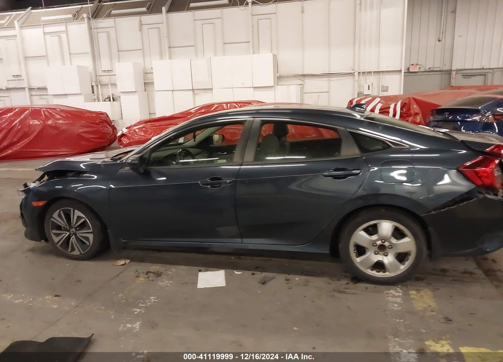 2018 HONDA CIVIC EX-T VIN: JHMFC1F30JX030860