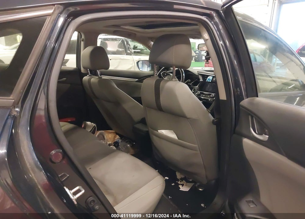 2018 HONDA CIVIC EX-T VIN: JHMFC1F30JX030860