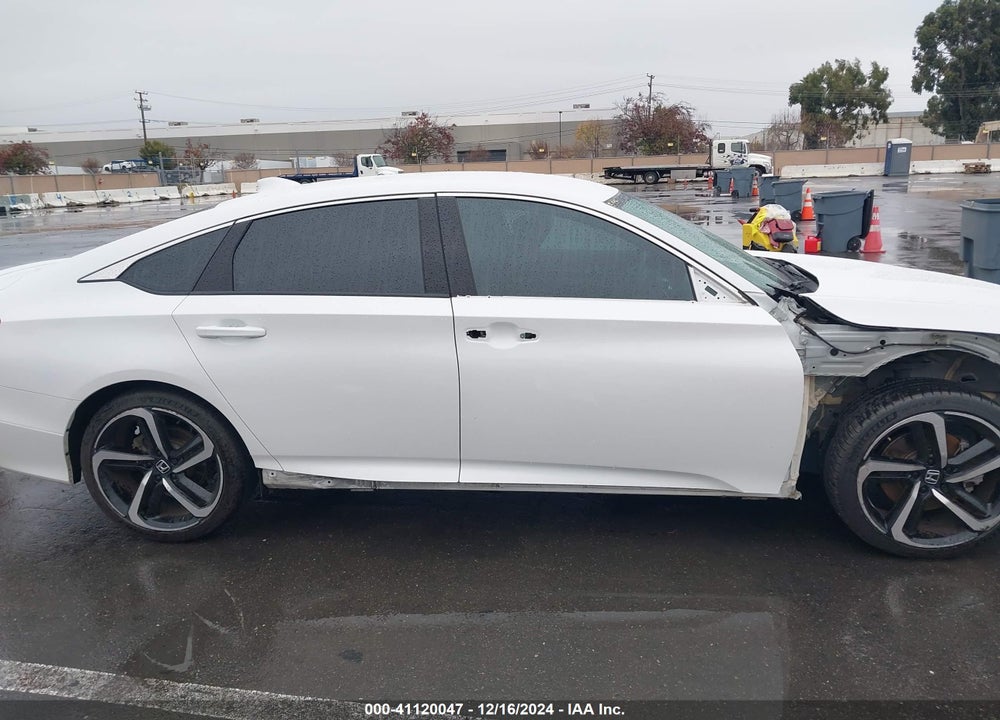 2018 HONDA ACCORD SPORT VIN: 1HGCV1F39JA175415