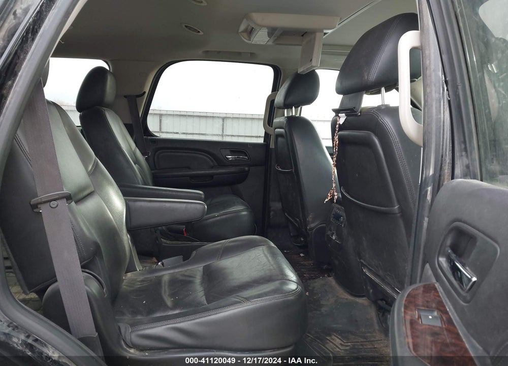 2012 GMC YUKON DENALI VIN: 1GKS2EEF7CR234590