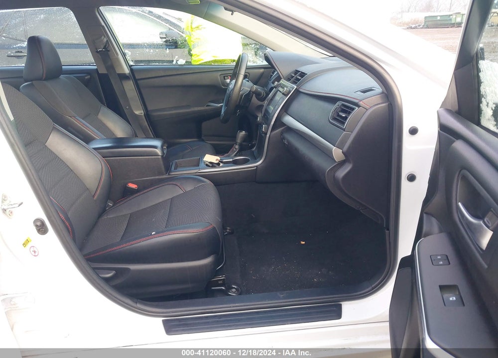 2017 TOYOTA CAMRY SE VIN: 4T1BF1FK1HU788244