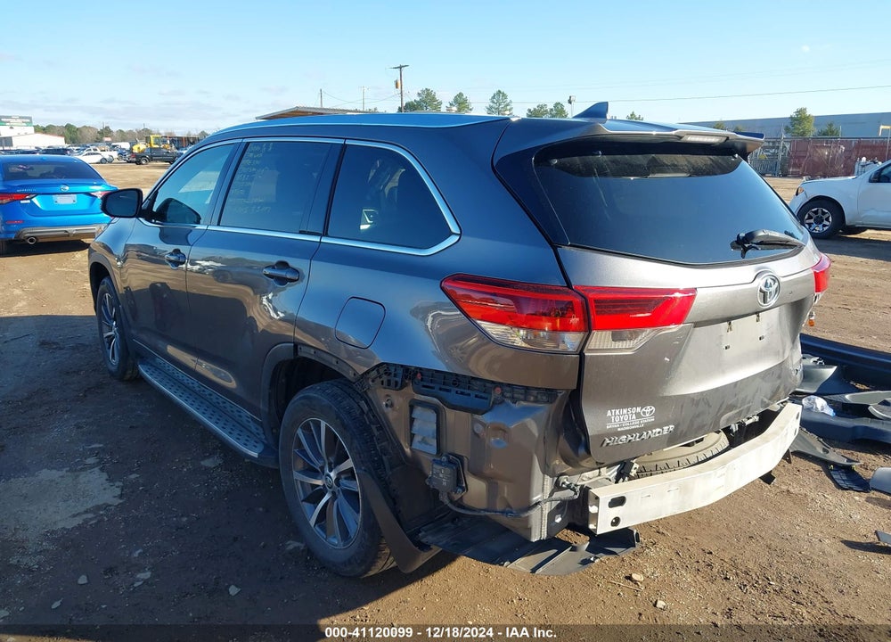 2017 TOYOTA HIGHLANDER XLE VIN: 5TDKZRFH5HS524043