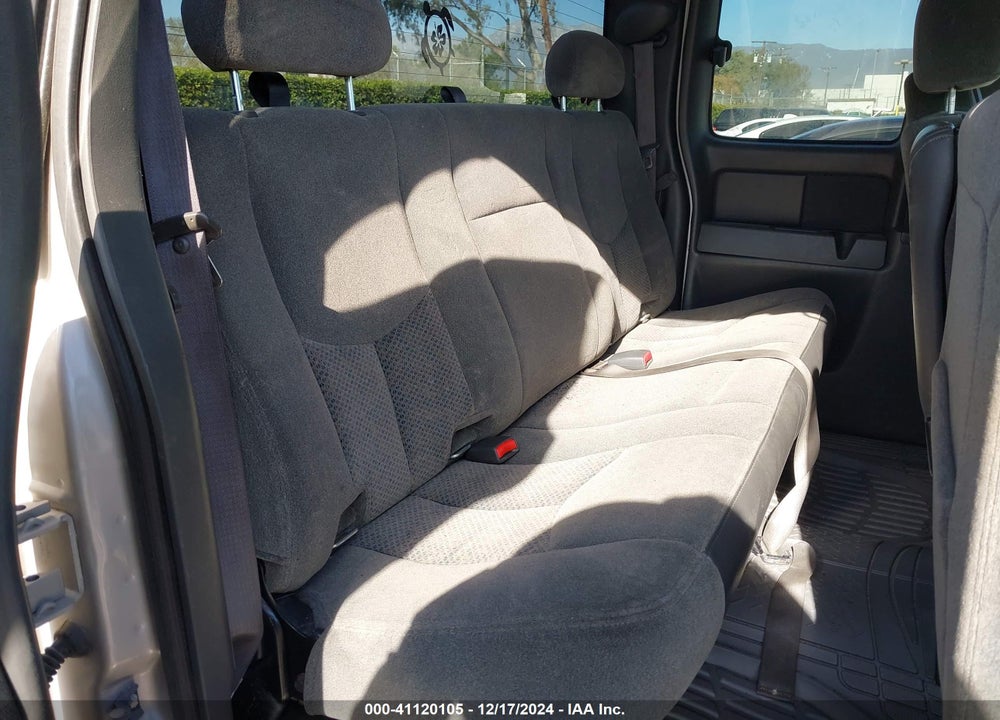2005 CHEVROLET SILVERADO 2500HD LS VIN: 1GCHK29225E221090