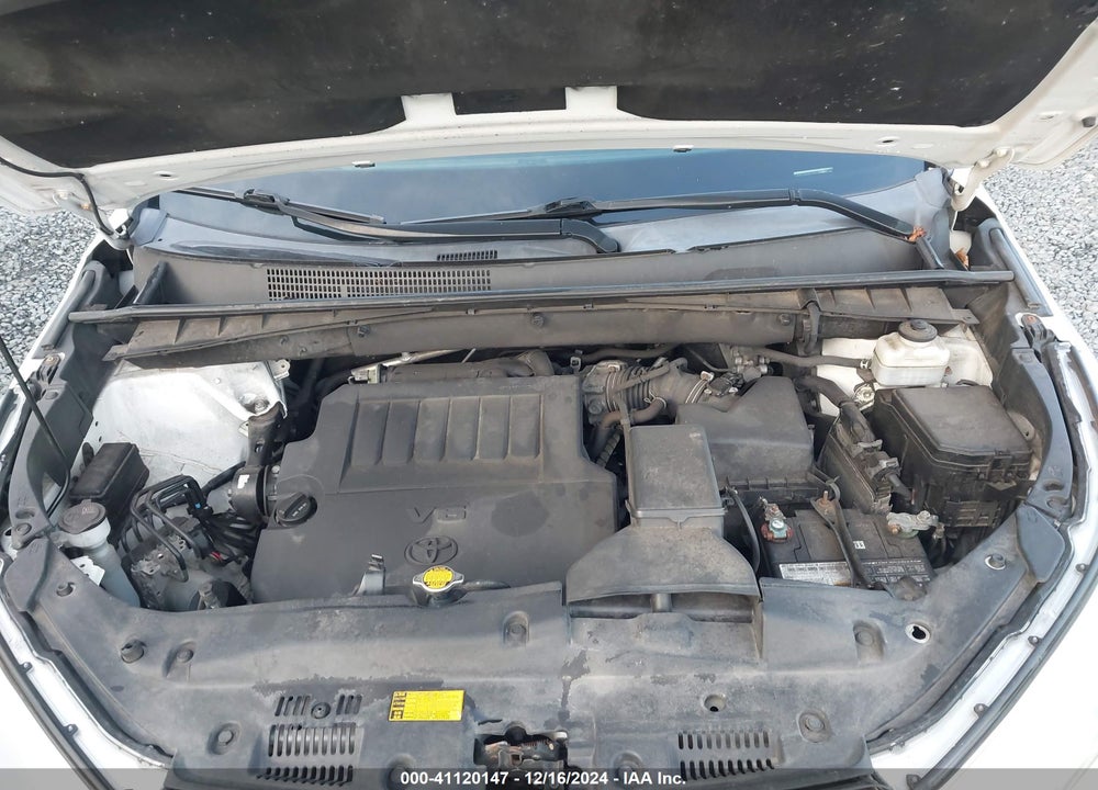 2014 TOYOTA HIGHLANDER XLE V6 VIN: 5TDJKRFH7ES011310