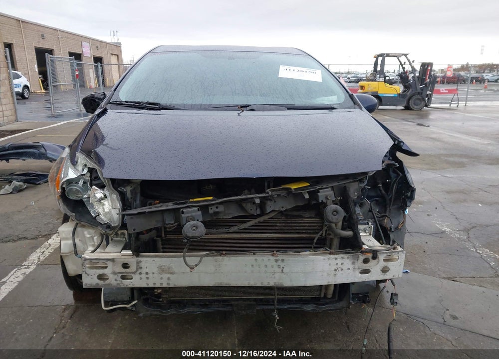 2013 TOYOTA PRIUS TWO VIN: JTDKN3DU5D0350044