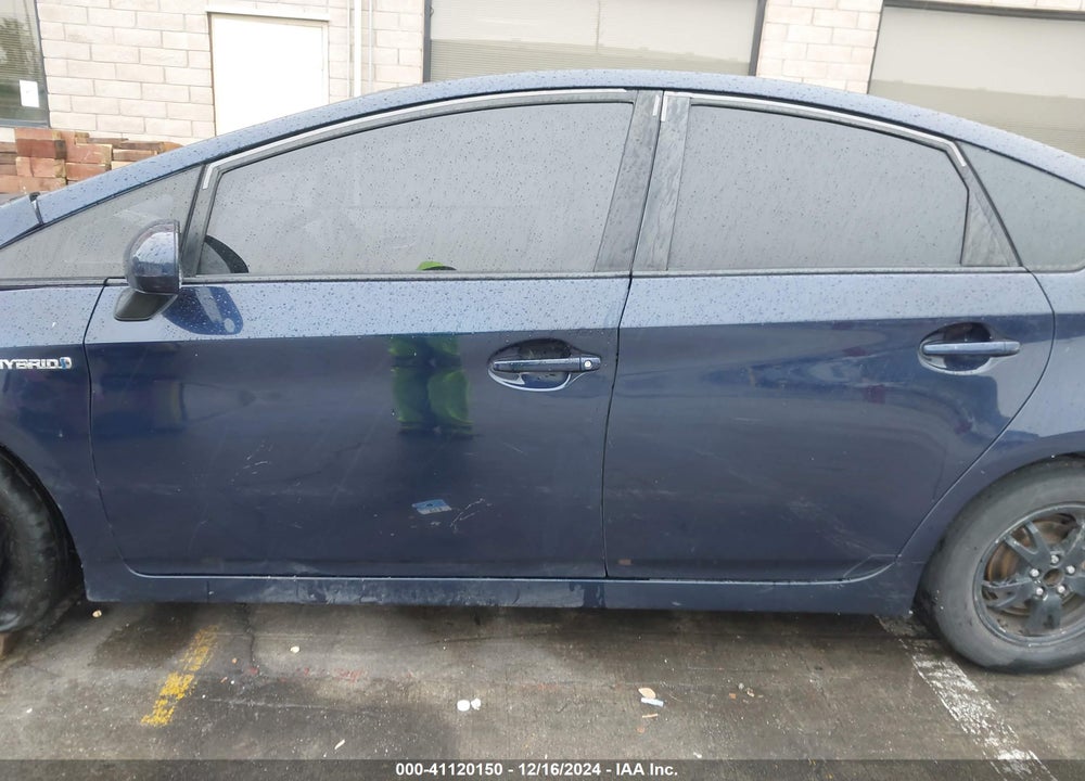2013 TOYOTA PRIUS TWO VIN: JTDKN3DU5D0350044