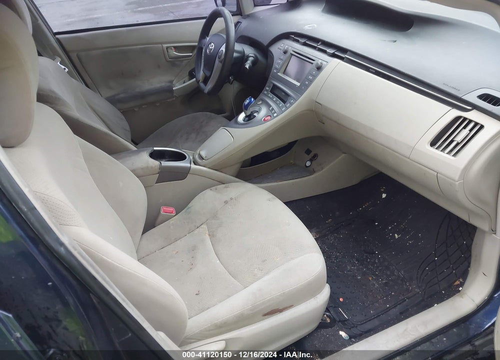 2013 TOYOTA PRIUS TWO VIN: JTDKN3DU5D0350044