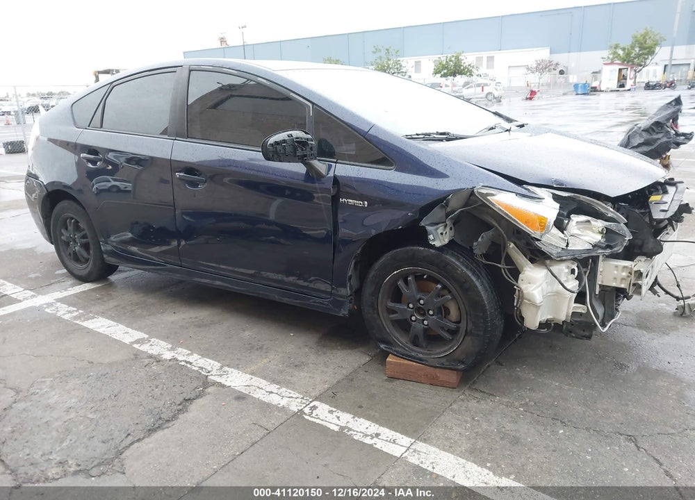 2013 TOYOTA PRIUS TWO VIN: JTDKN3DU5D0350044