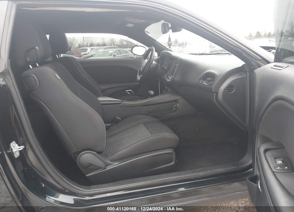 2018 DODGE CHALLENGER SXT VIN: 2C3CDZAG1JH118819