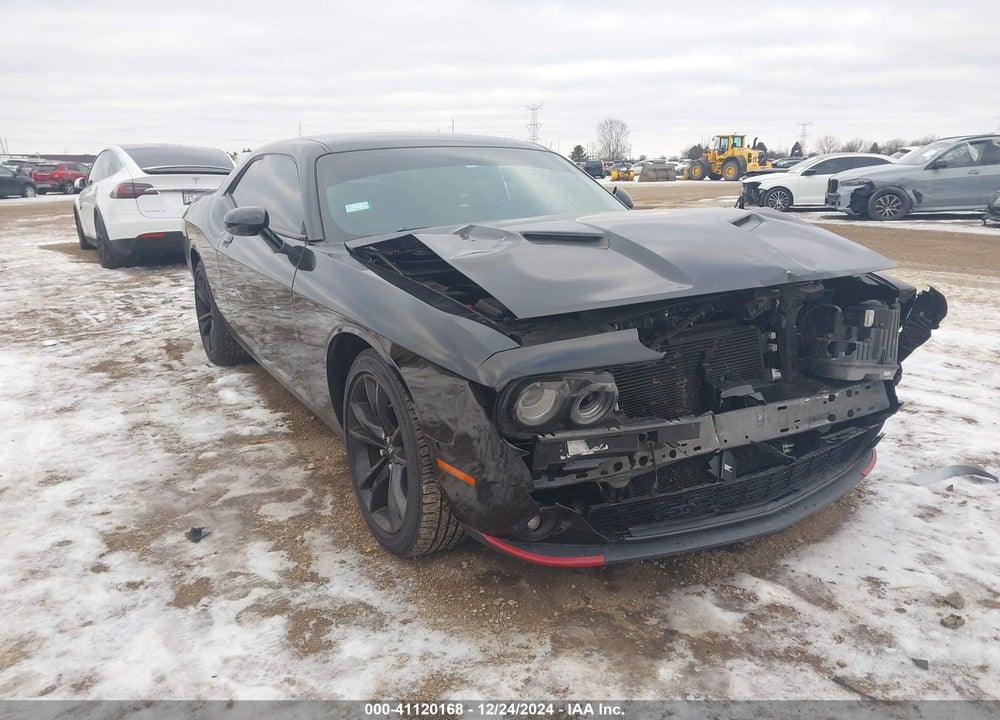 2018 DODGE CHALLENGER SXT VIN: 2C3CDZAG1JH118819