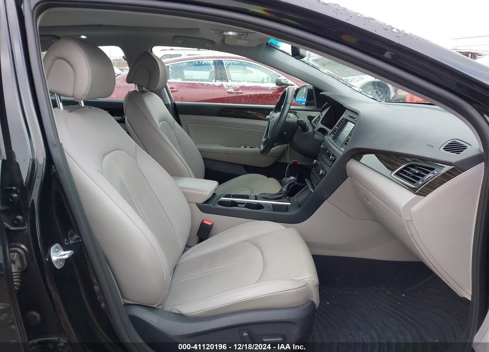2016 HYUNDAI SONATA LIMITED VIN: 5NPE34AF2GH354624