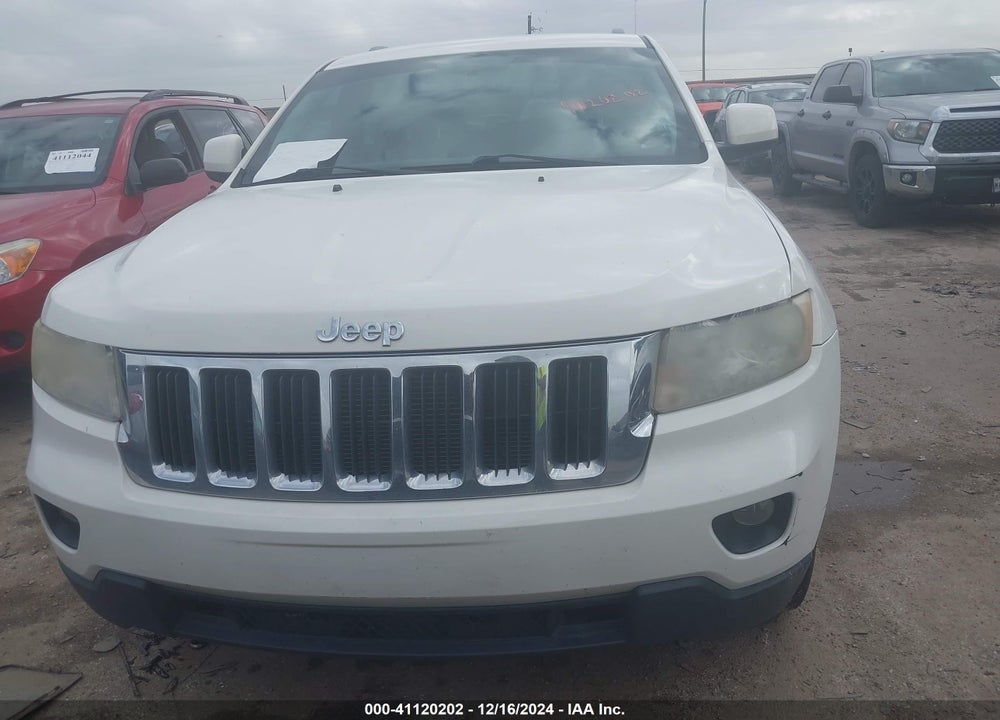 2011 JEEP GRAND CHEROKEE LAREDO VIN: 1J4RR4GT5BC574464