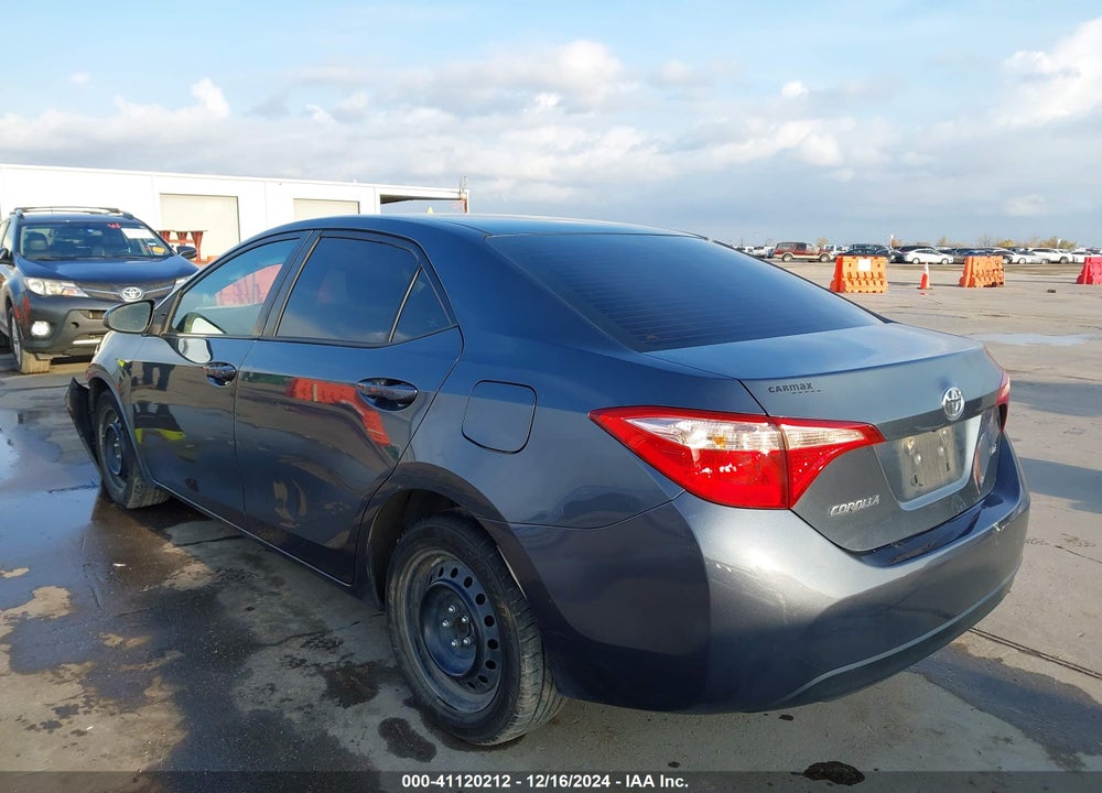 2019 TOYOTA COROLLA LE VIN: 2T1BURHE9KC157181