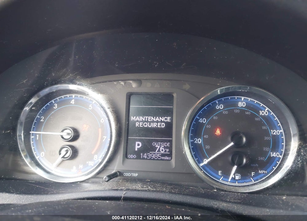 2019 TOYOTA COROLLA LE VIN: 2T1BURHE9KC157181