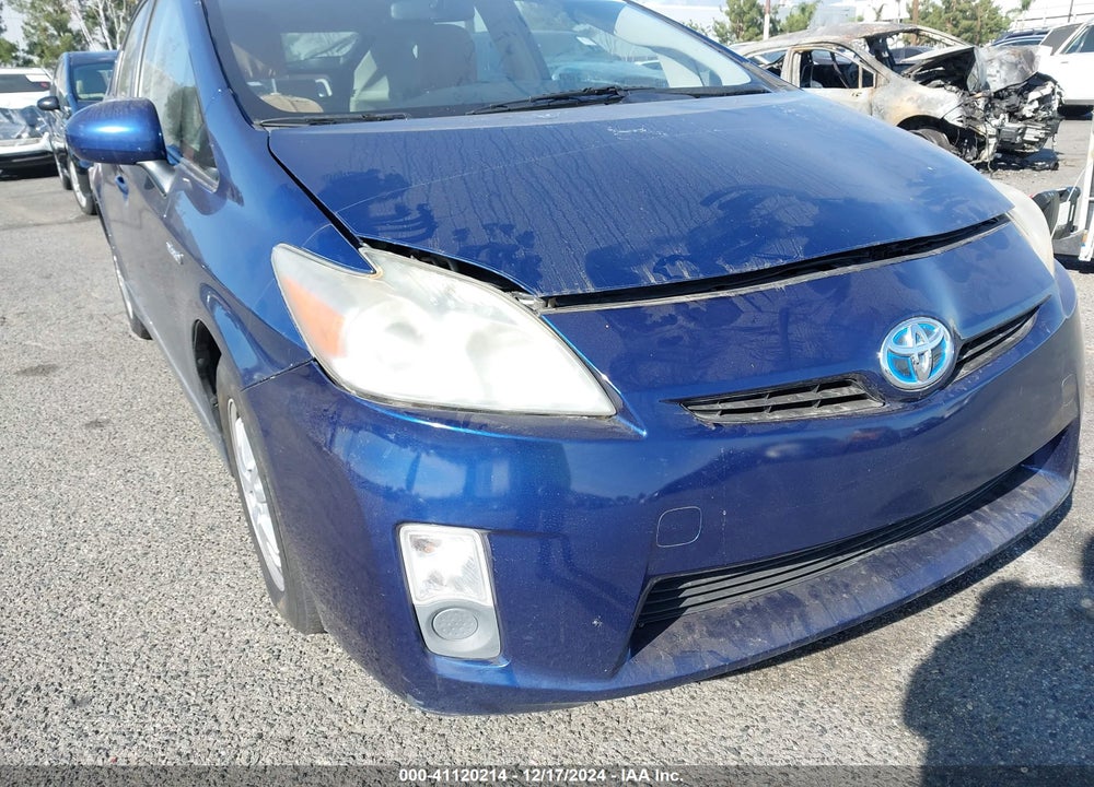 2011 TOYOTA PRIUS TWO VIN: JTDKN3DU6B5329512