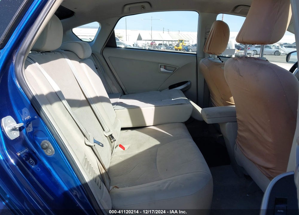 2011 TOYOTA PRIUS TWO VIN: JTDKN3DU6B5329512