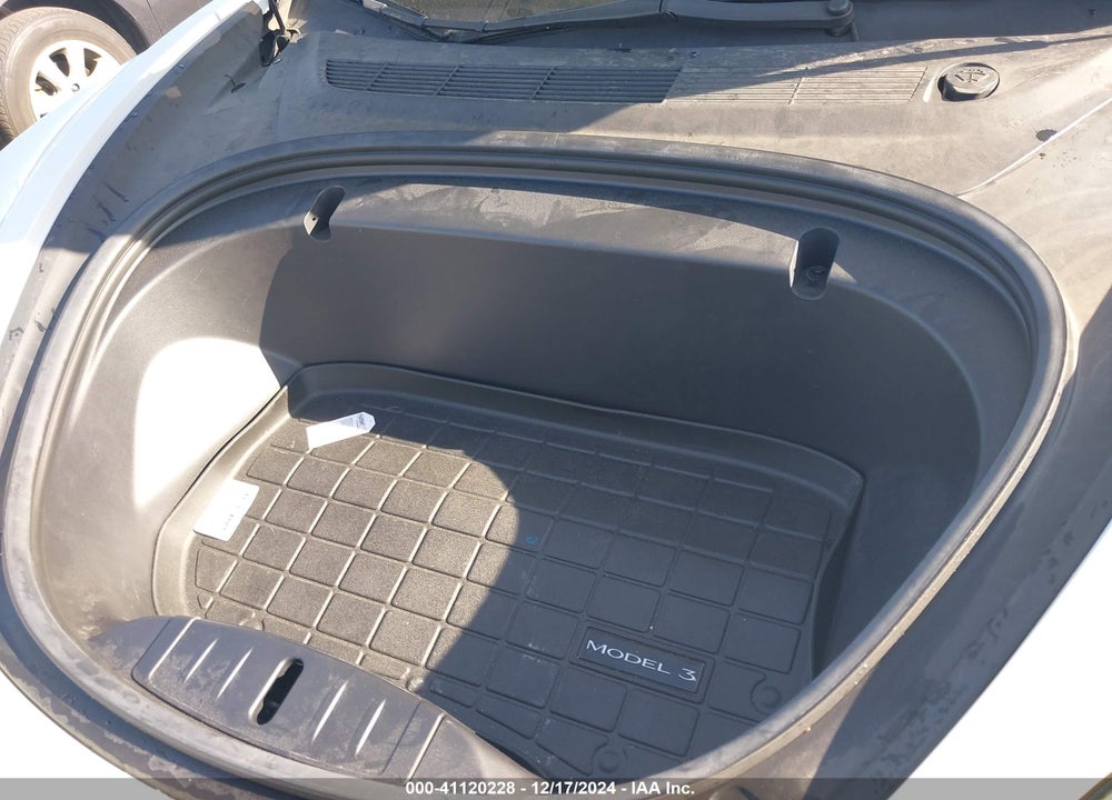 2020 TESLA MODEL 3 STANDARD RANGE PLUS REAR-WHEEL DRIVE/STANDARD RANGE REAR-WHEEL DRIVE VIN: 5YJ3E1EA9LF633043