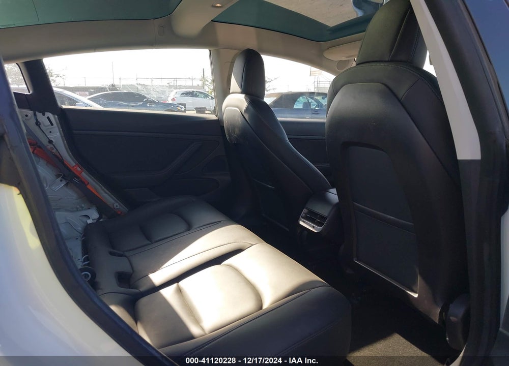 2020 TESLA MODEL 3 STANDARD RANGE PLUS REAR-WHEEL DRIVE/STANDARD RANGE REAR-WHEEL DRIVE VIN: 5YJ3E1EA9LF633043