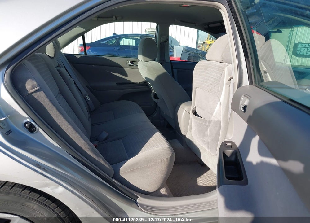 2005 TOYOTA CAMRY LE VIN: 4T1BE32K95U408731