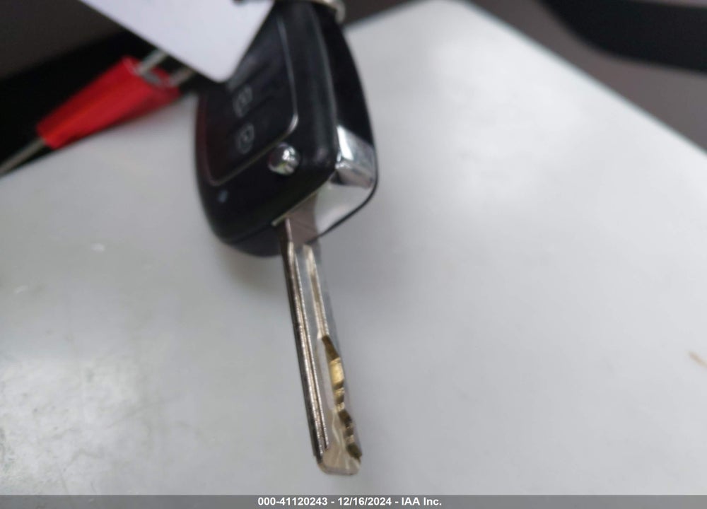 2017 HYUNDAI SONATA VIN: 5NPE24AF7HH563815