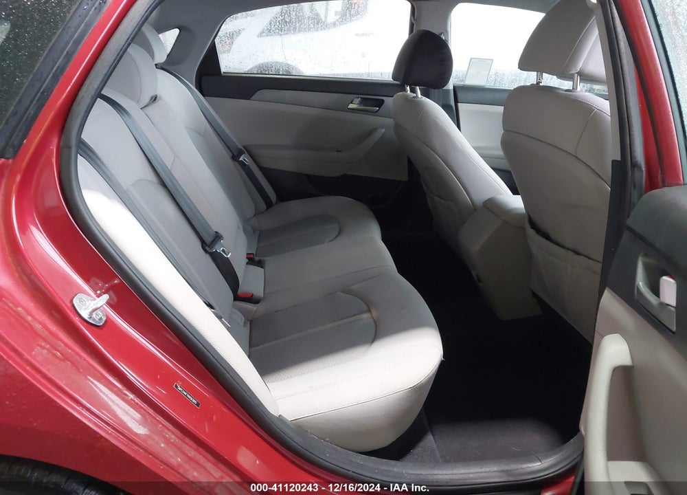2017 HYUNDAI SONATA VIN: 5NPE24AF7HH563815