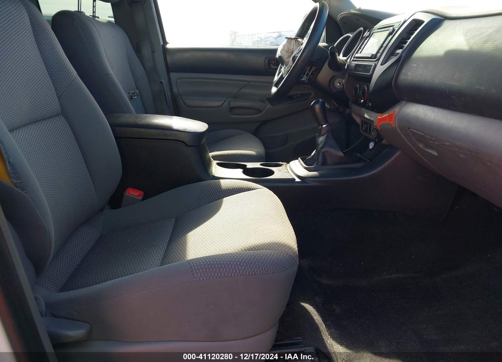 2015 TOYOTA TACOMA VIN: 5TFTX4CN6FX059805