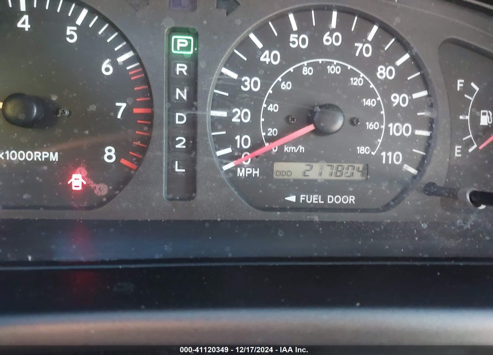 2000 TOYOTA SIENNA LE VIN: 4T3ZF13C9YU277318