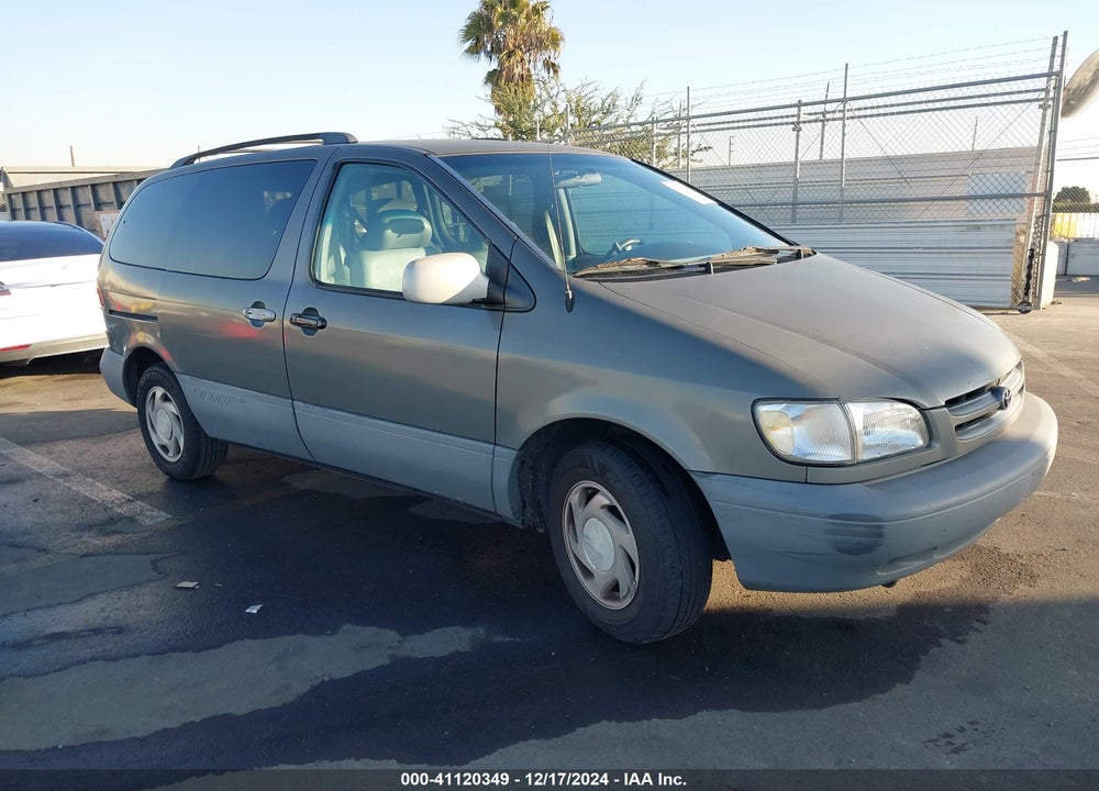 2000 TOYOTA SIENNA LE VIN: 4T3ZF13C9YU277318