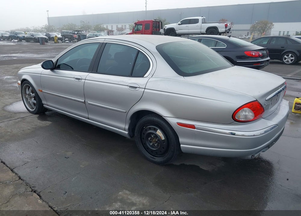 2002 JAGUAR X-TYPE 2.5L VIN: SAJEA51D02XC16978
