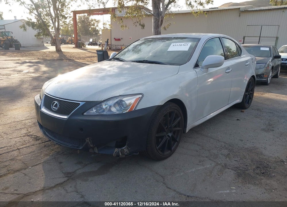 2008 LEXUS IS 250 VIN: JTHBK262385069852